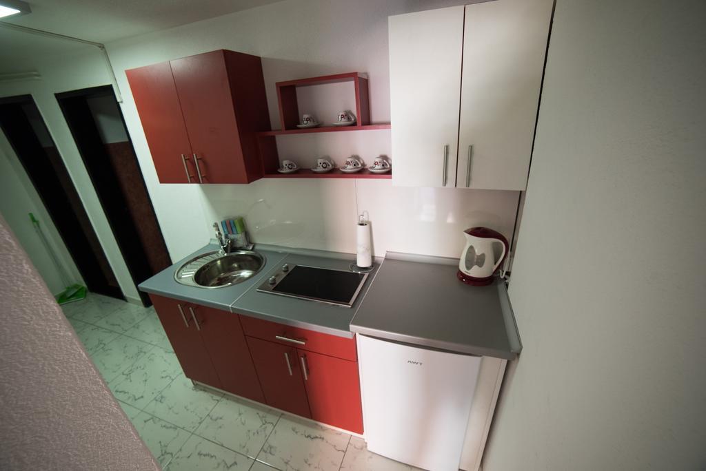 Apartman Hitno Tuzla Eksteriør bilde